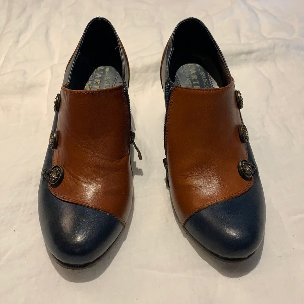L’Artiste Leather Ankle Booties
